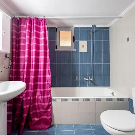 Petros House Fantastic View By Greece Pirgakion